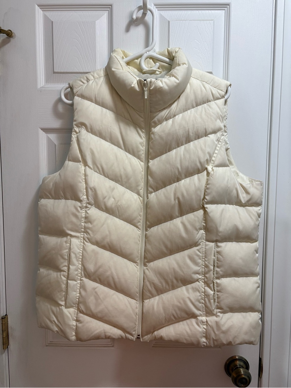 Lands' End Cream Quilted Puffer Vest